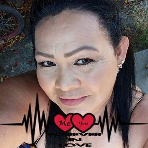 Meet your Posher, Elvira